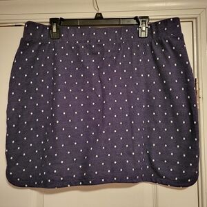 Navy blue short with white polka dots